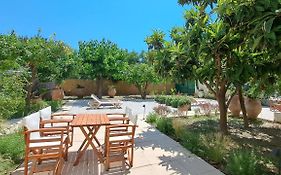 Ismini Apartments Myrtos
